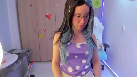 Snapshot of anto_sweet18 chatting on 09-26-25, 09:30 My birthday is on december 2nd surprise me with a gift from my amazonlist online show from 09-26-25, 09:30
