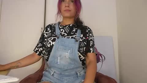 Snapshot of antofoxwbc chatting on 02-24-26, 10:19 Anto online show from 02-24-26, 10:19