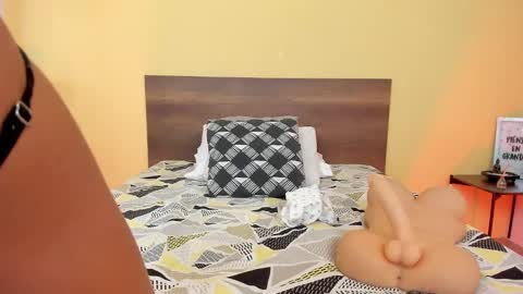 Snapshot of antonelabella chatting on 01-14-25, 07:06 Antonela online show from 01-14-25, 07:06