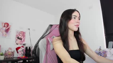 Antonella online show from 12-19-25, 05:42