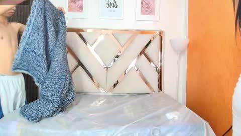 Snapshot of antonella_and_thiago_ chatting on 12-20-25, 12:34 antonella_and_thiago_ online show from 12-20-25, 12:34