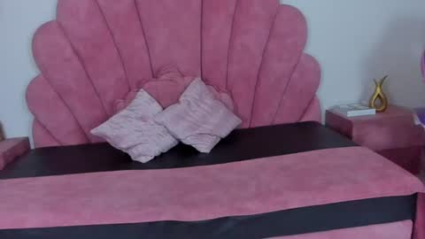 Snapshot of antonella_foxxxx1 chatting on 07-24-26, 03:10 Antonela online show from 07-24-26, 03:10