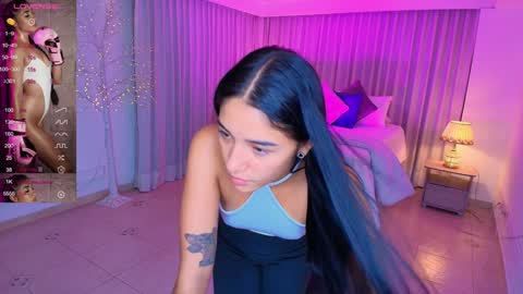  Antonella Grayy  online show from 01-30-25, 11:01