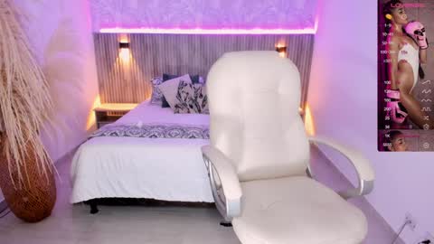  Antonella Grayy  online show from 02-03-25, 10:58