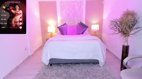  Antonella Grayy  online show from 09-12-25, 10:59