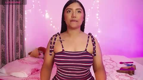 Snapshot of antonella_latin_curvy chatting on 01-31-25, 12:39 Anne online show from 01-31-25, 12:39