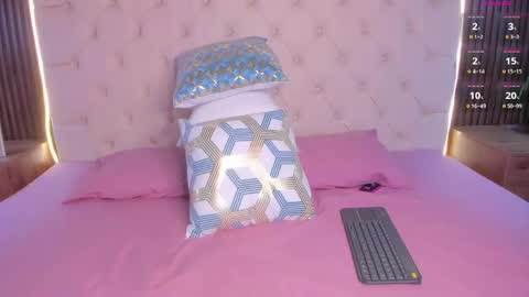 antonella_lucenti online show from 05-21-26, 04:08