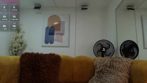 Antonella.  online show from 05-25-26, 12:33