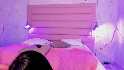 Snapshot of antonella_rossi24 chatting on 02-19-25, 11:14 Antonella Rossi online show from 02-19-25, 11:14