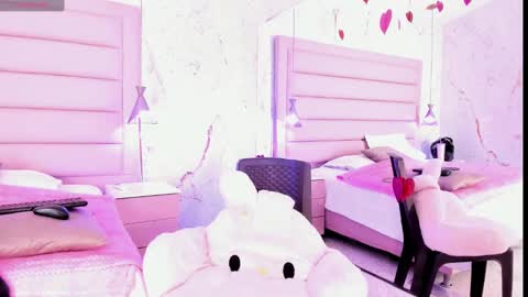 Snapshot of antonella_rossi24 chatting on 02-23-25, 07:49 Antonella Rossi online show from 02-23-25, 07:49