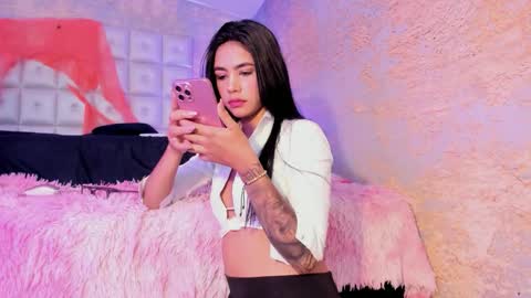 Snapshot of antonella_rossi24 chatting on 10-30-25, 10:21 Antonella Rossi online show from 10-30-25, 10:21