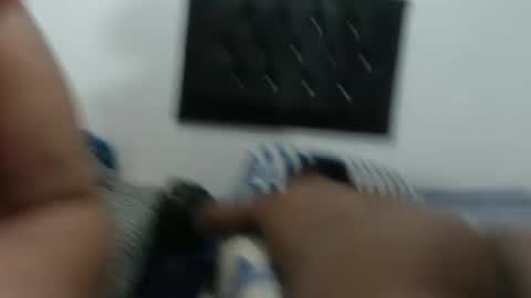 Snapshot of antonella_y_tayrone chatting on 09-12-25, 11:37 antonella_y_tayrone online show from 09-12-25, 11:37