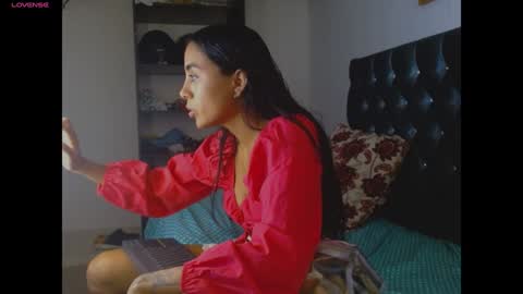 Snapshot of antonellaandnoah chatting on 01-06-25, 09:22 AntonellaAndNoah online show from 01-06-25, 09:22