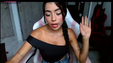 AntonellaAndNoah online show from 07-18-26, 09:29