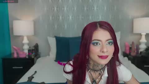 Snapshot of antonellaescudero chatting on 06-16-26, 10:34 AntonellaEscudero online show from 06-16-26, 10:34