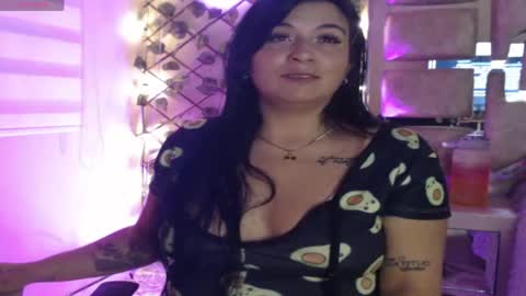Snapshot of antonellahill_ chatting on 04-21-26, 02:51 Antonella GTM- 5 1800 0300am online show from 04-21-26, 02:51