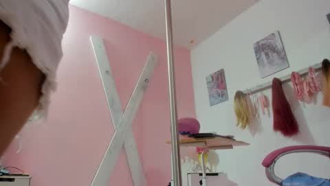 ANTONELLA online show from 01-31-25, 10:52