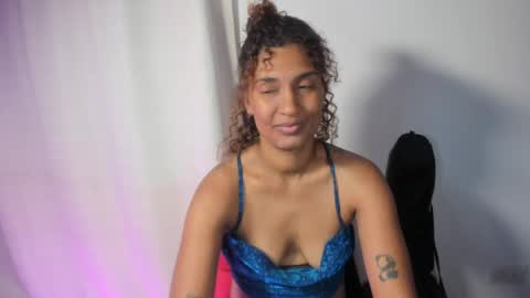 Snapshot of antonellaparker chatting on 04-13-26, 01:22 Sarah online show from 04-13-26, 01:22