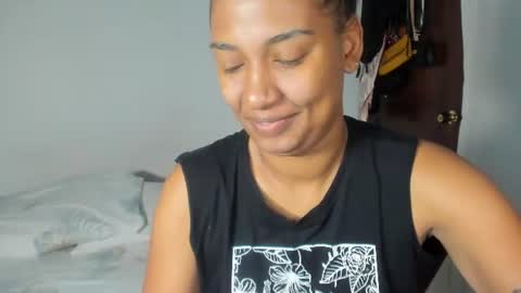 Snapshot of antonellaparker chatting on 06-21-26, 11:24 Sarah online show from 06-21-26, 11:24