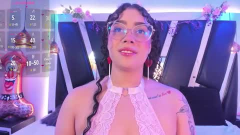 A N T O N E L L E  online show from 03-01-26, 11:23