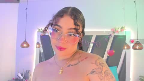 A N T O N E L L E  online show from 07-12-26, 11:34