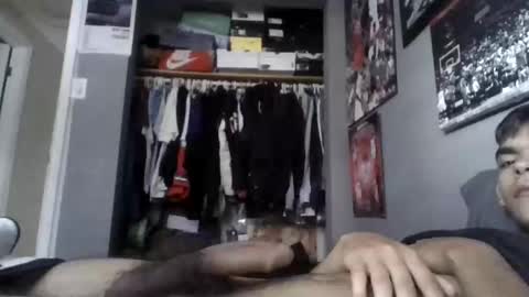 Snapshot of antonio35678 chatting on 09-14-25, 05:23 antonio35678 online show from 09-14-25, 05:23