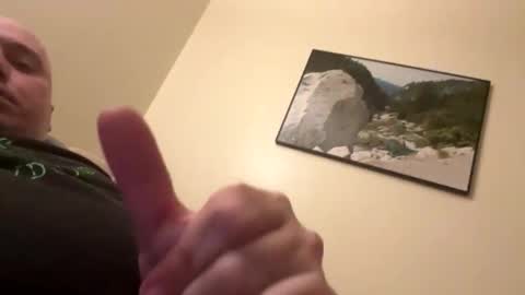 Snapshot of antoniotara chatting on 10-27-25, 10:47 antoniotara online show from 10-27-25, 10:47