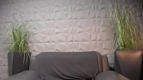 HI My name is Antonio online show from 03-08-25, 08:14