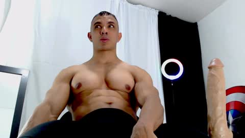 Instagram miguelangel1802  online show from 06-18-26, 04:02