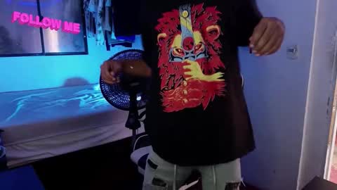 AnuarDHM online show from 12-02-25, 03:51