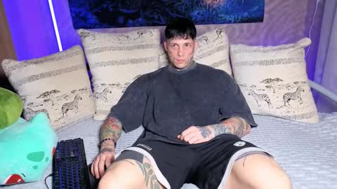 Tom online show from 11-15-25, 06:11