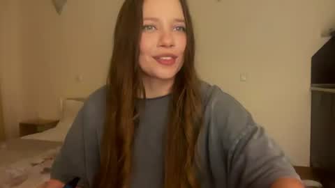 Snapshot of anuetta chatting on 07-26-26, 05:42 Aneutta online show from 07-26-26, 05:42