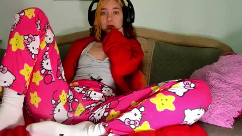 Any online show from 11-04-25, 07:02