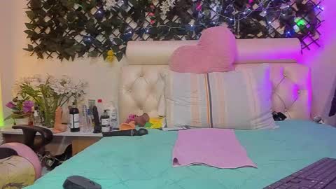 any mour online show from 01-24-25, 07:07