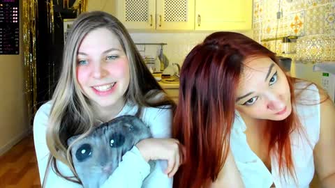 Snapshot of anya_seven chatting on 01-19-25, 12:38 Anya online show from 01-19-25, 12:38