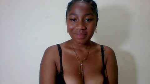 Snapshot of anyah_love chatting on 07-27-26, 02:02 anyah_love online show from 07-27-26, 02:02