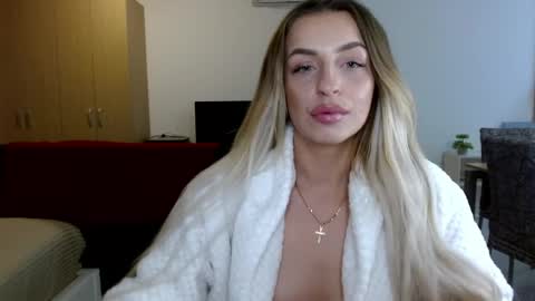 Anya online show from 05-11-26, 06:16