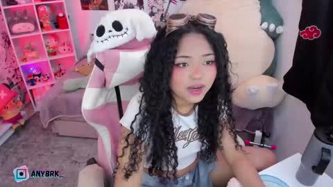 Any online show from 10-24-25, 11:56