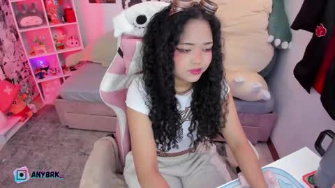 Any online show from 10-31-25, 12:11