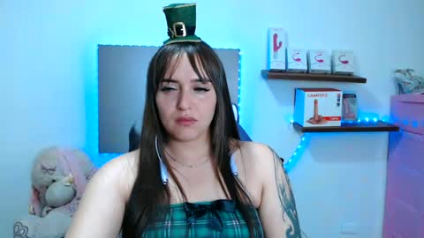 Snapshot of anyela_bubble19 chatting on 06-14-26, 02:24 Anyela online show from 06-14-26, 02:24