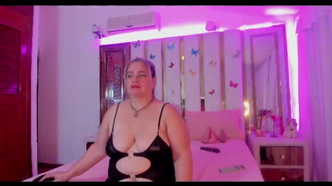 Anyela  online show from 06-15-26, 03:31
