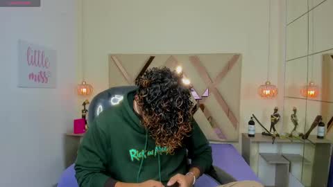 anyelotwink online show from 06-08-26, 04:02