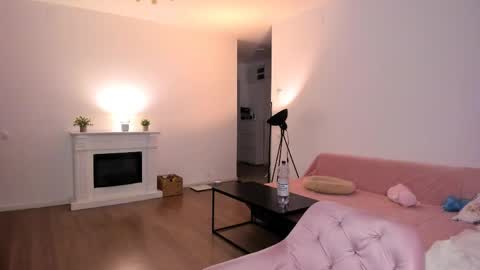 Snapshot of anysasmithh chatting on 05-18-26, 01:45 Anysa Smith online show from 05-18-26, 01:45