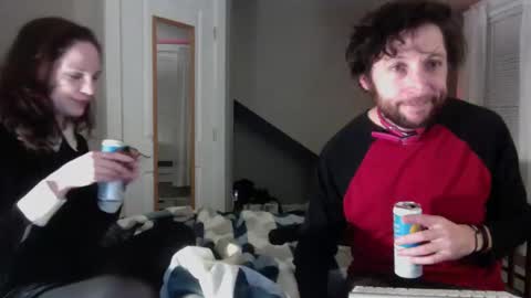 Snapshot of anythingtwice7 chatting on 01-09-25, 12:14 Mikey online show from 01-09-25, 12:14