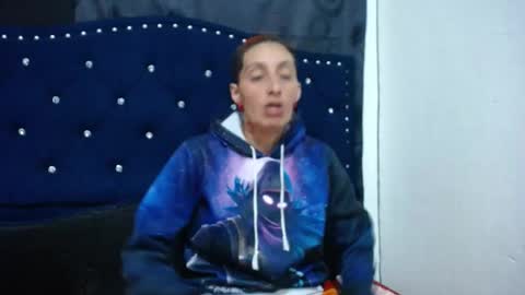 Snapshot of anyu_1306 chatting on 12-02-24, 03:26 anyu online show from 12-02-24, 03:26