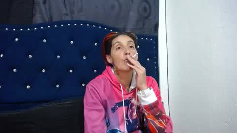 Snapshot of anyu_1306 chatting on 01-05-25, 03:43 anyu online show from 01-05-25, 03:43