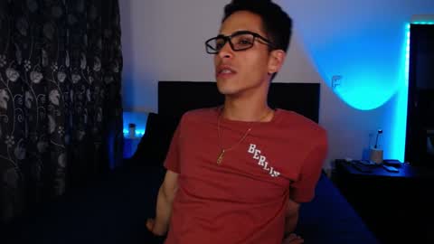 Snapshot of aodaboyy chatting on 01-12-25, 12:49 aodaboy online show from 01-12-25, 12:49
