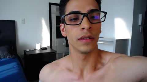 Snapshot of aodaboyy chatting on 01-14-25, 09:51 aodaboy online show from 01-14-25, 09:51