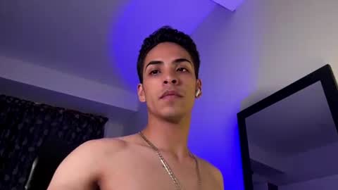 Snapshot of aodaboyy chatting on 02-26-25, 12:49 aodaboy online show from 02-26-25, 12:49