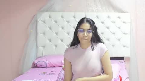 Snapshot of aome_rainbow2 chatting on 11-07-25, 06:13 Aome Rainbow online show from 11-07-25, 06:13